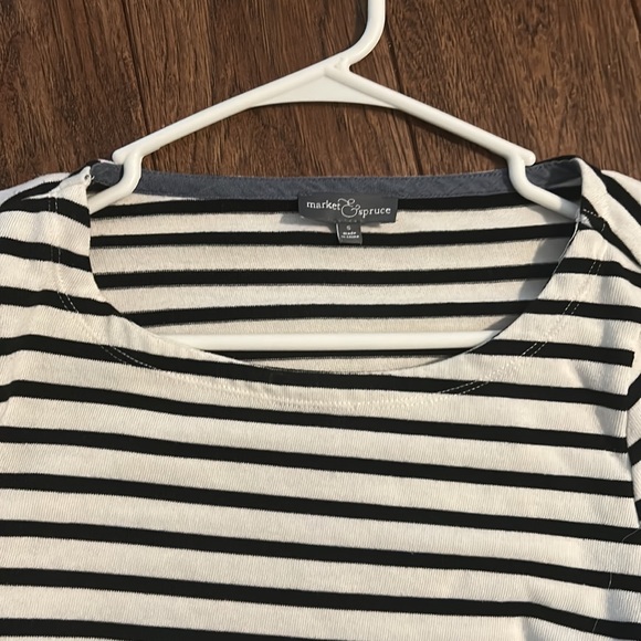 Market & Spruce blouse - Picture 2 of 2